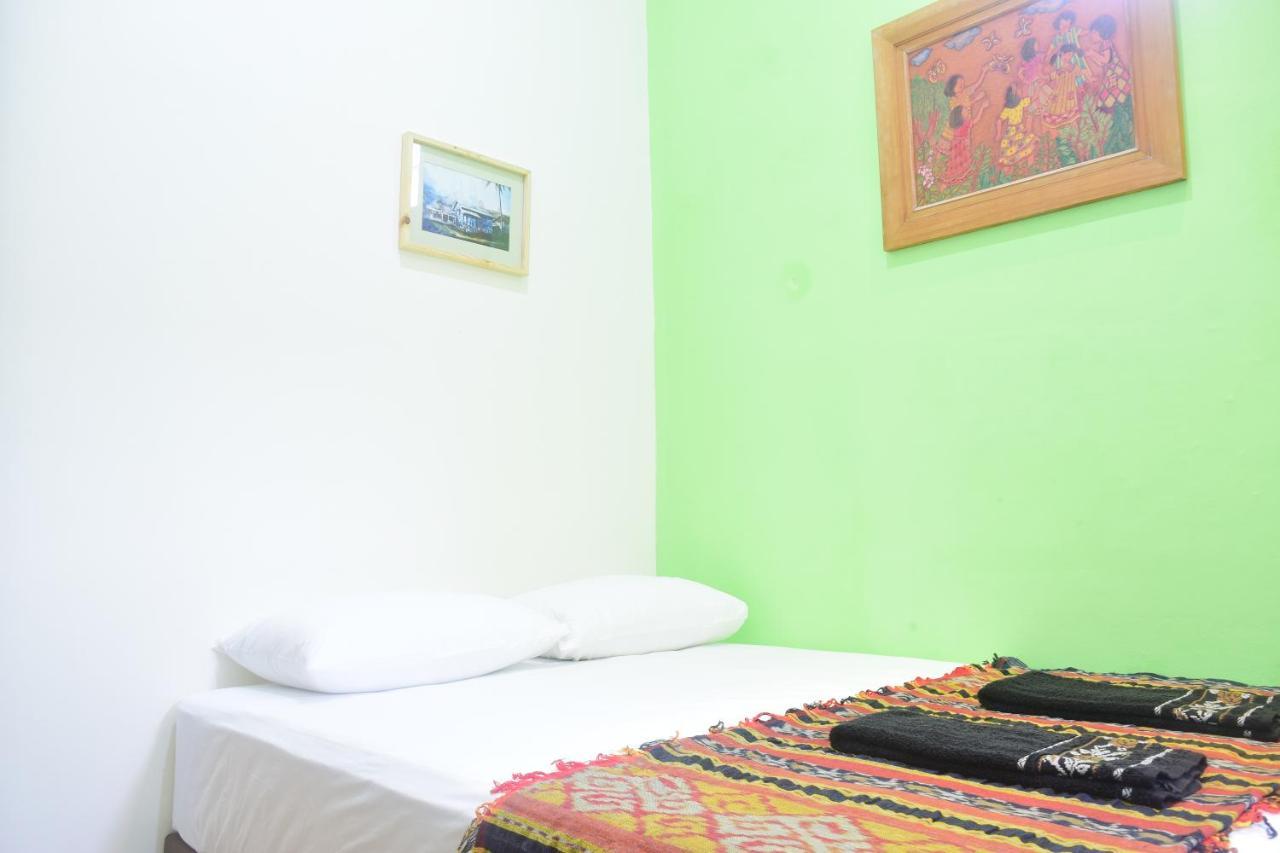 The Cabin Hotel Ambasador Jogjakarta Buitenkant foto